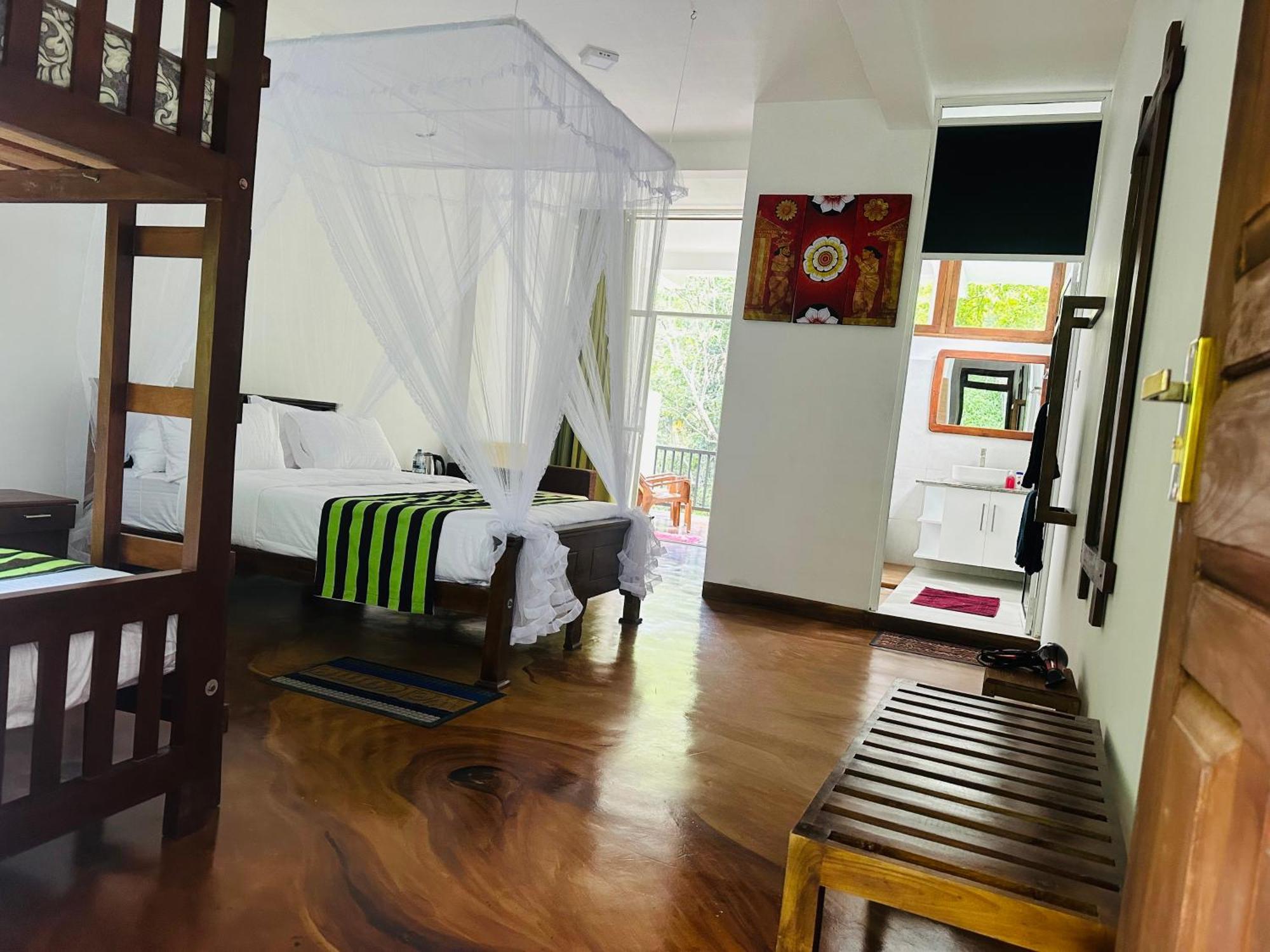 River Splendour Home Stay Элла Экстерьер фото