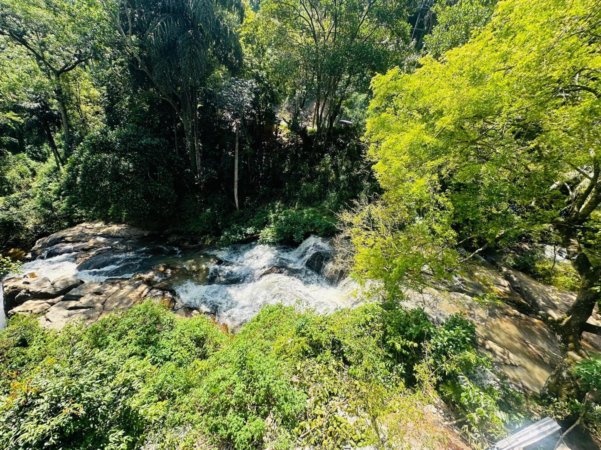 River Splendour Home Stay Элла Экстерьер фото