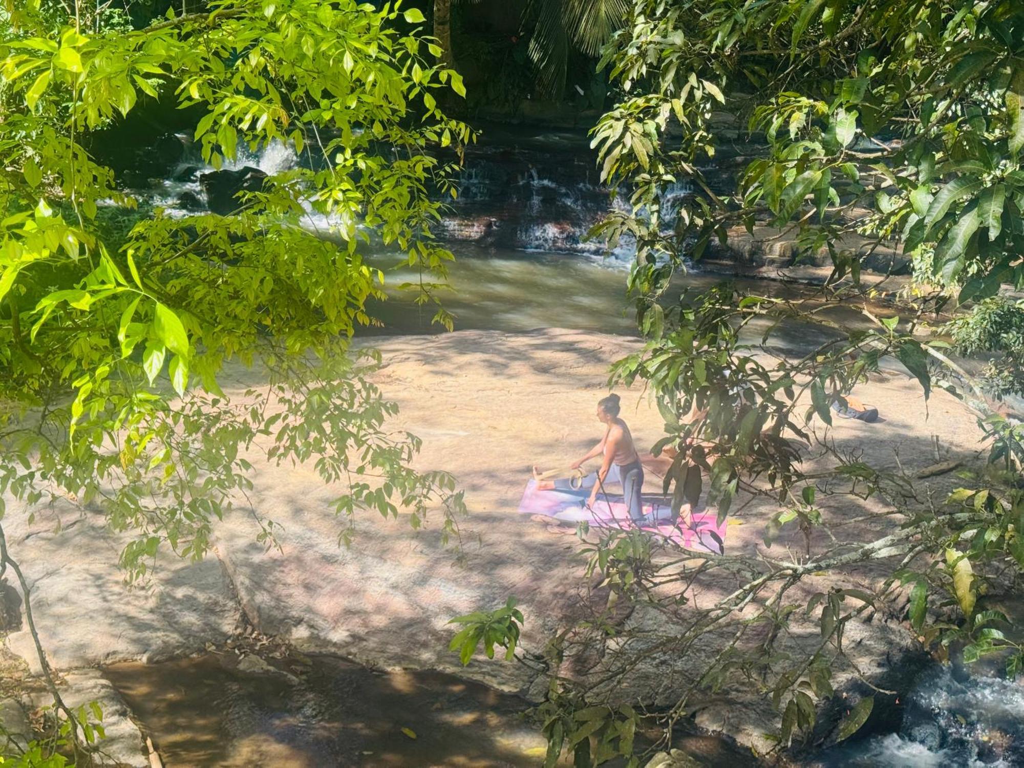 River Splendour Home Stay Элла Экстерьер фото