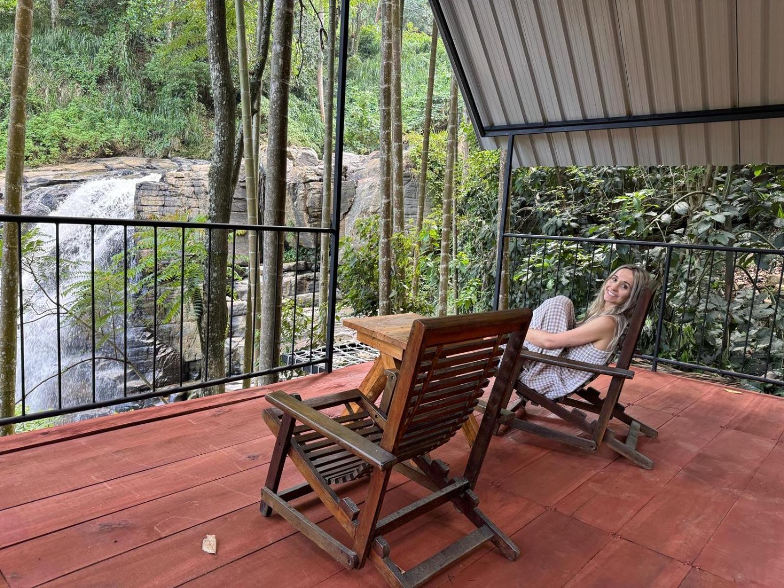 River Splendour Home Stay Элла Экстерьер фото